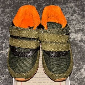 OshKosh B’Gosh Kids Olive Green and Orange Shoes